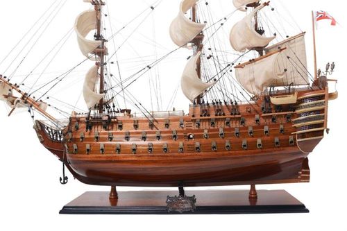 Ekskluzywny model żaglowca HMS Victory VIC80R na Arena.pl