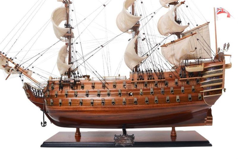 Ekskluzywny model żaglowca HMS Victory VIC80R zdjęcie 4