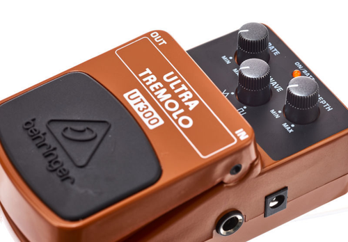 Efekt gitarowy Behringer UT300 Ultra Tremolo Zasilacz 9V ZESTAW na Arena.pl