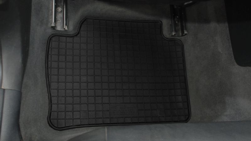 Dywaniki dedykowane do BMW F30 / F31 TUNEL zdjęcie 14