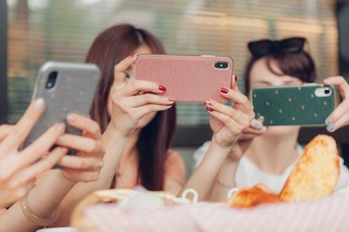 Moshi Vesta - Etui do iPhone XR (Macaron Pink) na Arena.pl
