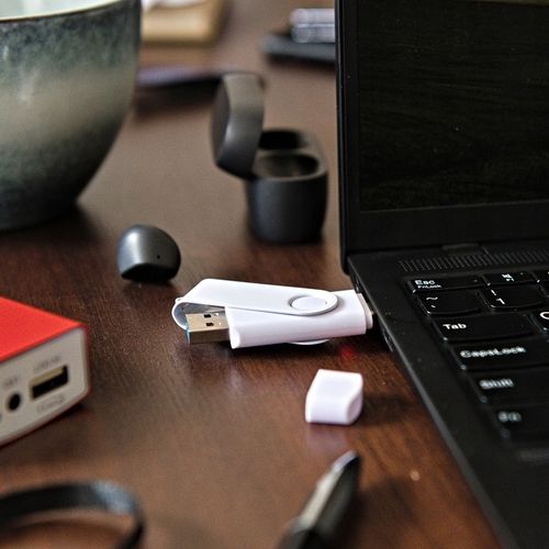 Pendrive prezent 64 GB 3.0 USB-C TYP C BIAŁY BEZ GRAWERA na Arena.pl