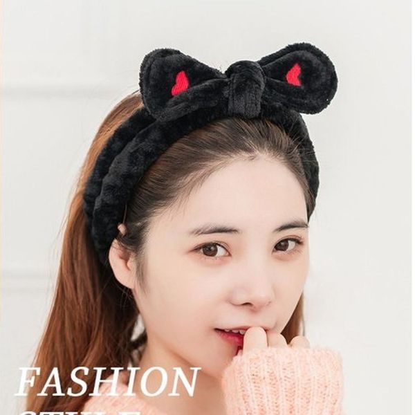 Opaska kosmetyczna serce makeup zdjęcie 4