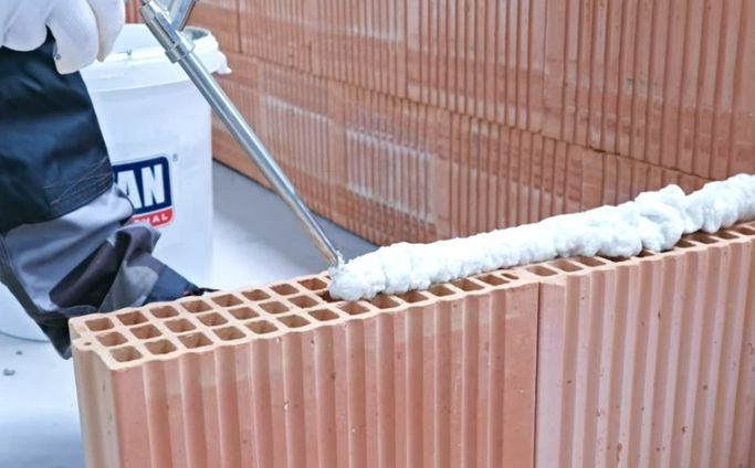 Pianoklej do murowania Tytan 870ml zdjęcie 7
