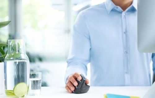 Mysz Logitech MX 910-005448 (optyczna; 4000 DPI; k na Arena.pl