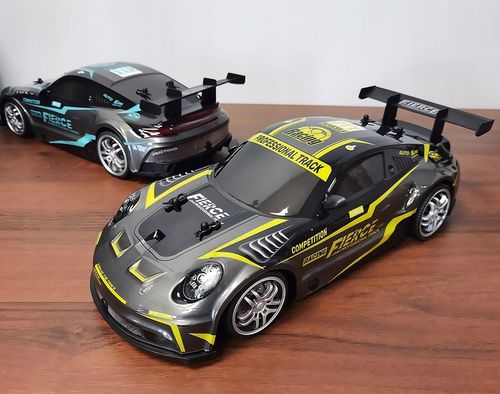 SAMOCHÓD ZDALNIE STEROWANY AUTO WYŚCIGOWE DRIFT RC PILOT na Arena.pl