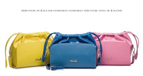 Modna torebka do ręki Niebieska na Arena.pl