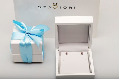 Złote kolczyki KZD5010M - Diament na Arena.pl