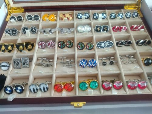 Exciting spinki do mankietów koszuli EXC Porsche pozłacane w skórzanym Etui na Arena.pl