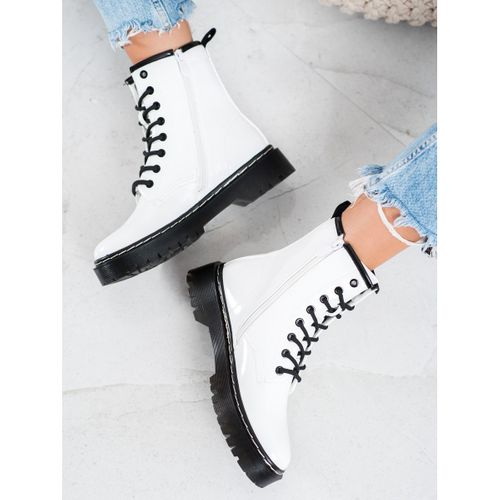 Białe Workery r.40 na Arena.pl