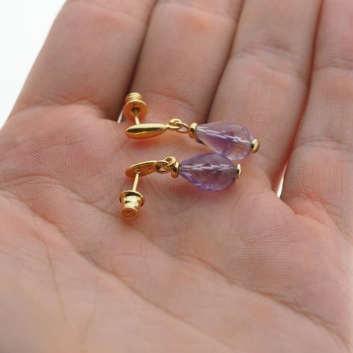 Kolczyki wiszące sztyfty - cięte krople ametystu w srebrze złoconym na Arena.pl