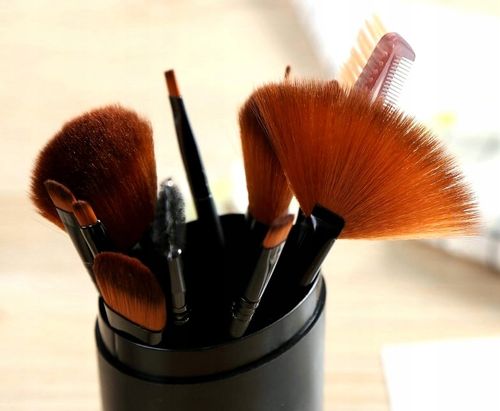 Zestaw Pędzli Do Makijażu Profesjonalny 12 Etui na Arena.pl