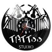 Zegar ścienny z płyty winylowej Studio Tatuażu 541.14