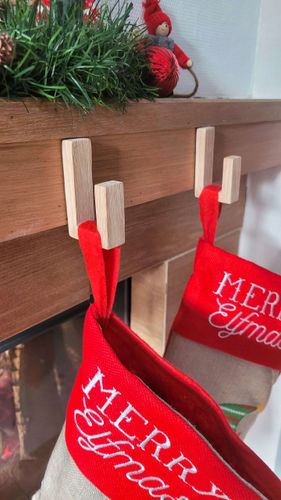 Wieszak Drewniany Samoprzylepny na Skarpety Mikołaja Kominek Dekoracje na Arena.pl