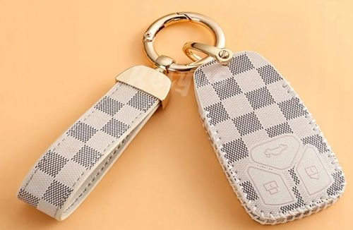AUDI ETUI na kluczyk BRELOK do pilota + OZDOBA A3 A4 A5 A6 A7 A8 A4L A6L S8 na Arena.pl