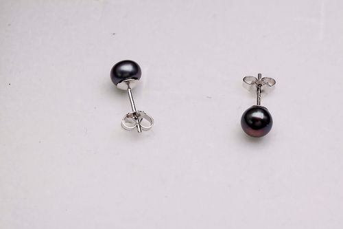 Srebrne kolczyki Staviori z perłami na Arena.pl