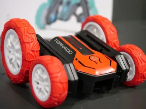 AUTO TWISTER SAMOCHÓD ZDALNIE STEROWANY NA PILOT na Arena.pl