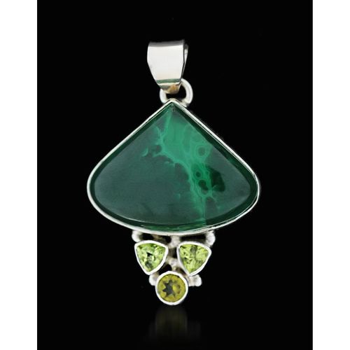 wisiorek z malachitem na Arena.pl