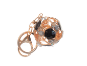 brelok do kluczy z cyrkoniami piłka