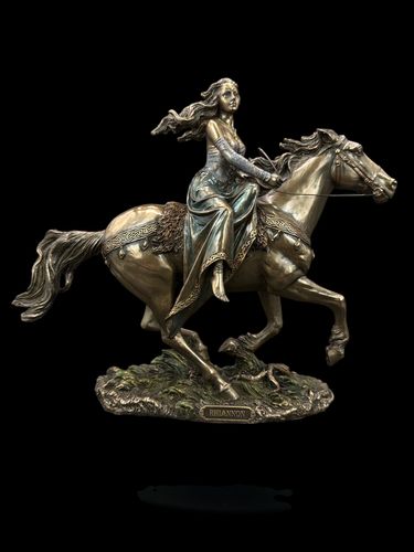 CELTYCKA BOGINI KONI RHIANNON VERONESE  (WU77287A4) na Arena.pl