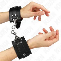 kink dungeon - opaski na nadgarstki czarne z regulacją 21-28 cm