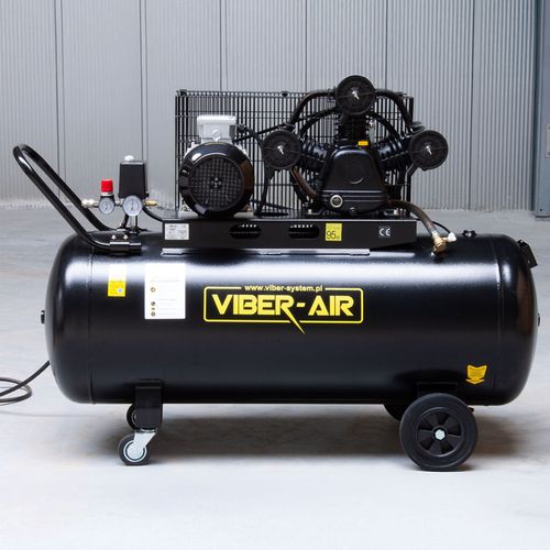 Kompresor trzytłokowy 3 tłokowy 2,2kW 200L 230V sprężarka olejowy wąż 5m na Arena.pl