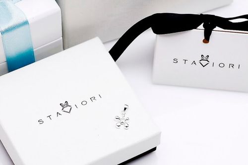 Srebrny wisiorek SSS4775 na Arena.pl