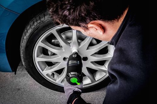 KLUCZ UDAROWY PNEUMATYCZNY KOMPOZYTOWY Z UDAREM DO KÓŁ 1560 Nm 1/2" na Arena.pl