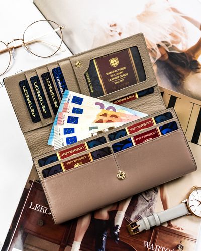 duży portfel damski z wężowym wzorem - peterson na Arena.pl