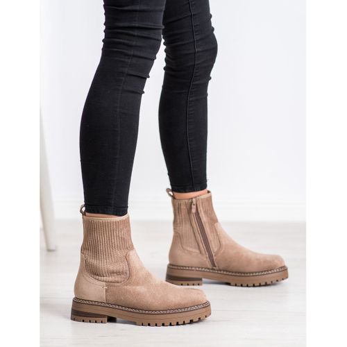 Dopasowane Botki Na Platformie r.39 na Arena.pl