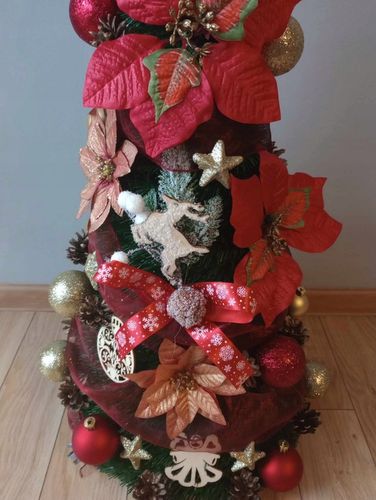 STOŻEK choinka DEKOROWANY z ozdobami 140 cm UBRANA na Arena.pl