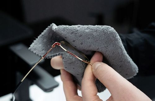 ŚCIERECZKA DO CZYSZCZENIA OKULARÓW OBIEKTYWÓW JAPOŃSKA MIKROFIBRA SOFT99 na Arena.pl