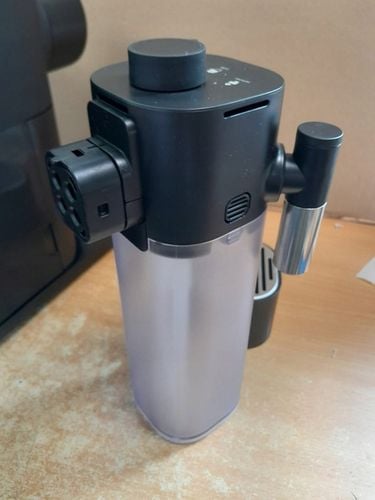 Ekspres DeLONGHI EN650.B Gran LATISSIMA nespresso na Arena.pl