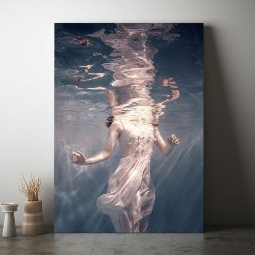 Obraz na płótnie głębia pod wodą 70x100 cm na Arena.pl