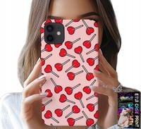 ETUI DO IPHONE 13 MINI - KOBIECE, MODNE WZORY LIZAKI W SERCA CASE