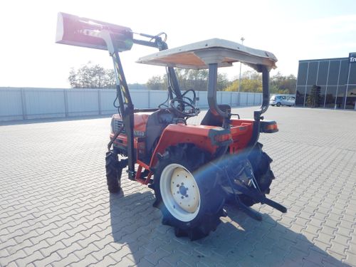 Traktorek Kubota GL-220 + TUR na Arena.pl