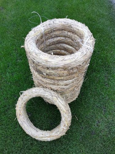 Wianek słomiany 25 cm x 25 sztuk, podkład ze słomy, dekoracja na Arena.pl