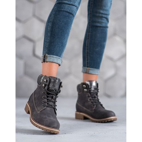 Wiązane Trapery r.39 na Arena.pl