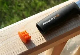 FISKARS NÓŻ UNIWERSALNY K40 PŁYWAJĄCY 1001622 na Arena.pl