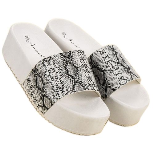 Klapki Na Platformie r.37 na Arena.pl