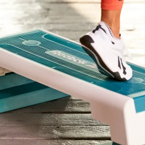 REEBOK STEP TURKUSOWO-BIAŁY RAP-11150TL na Arena.pl