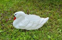 Figura ozdobna ŁABĘDŹ MŁODY DONICA