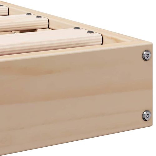 Łóżko 180x220 cm z litego drewna sosnowego na Arena.pl