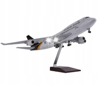MODEL SAMOLOTU BOEING 747 UPSS KOLEKCJONERSKA REPLIKA 47CM 1:150