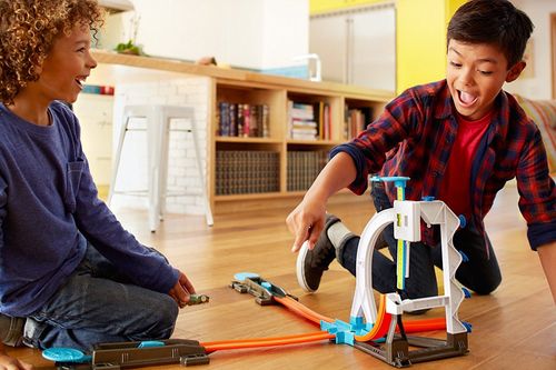 Hot Wheels tor kaskaderski do konfiguracji na Arena.pl