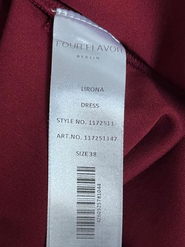 Stylowa Wygodna Sukienka za Kolano Czerwona Rozmiar 38 Casual Elegancja na Arena.pl