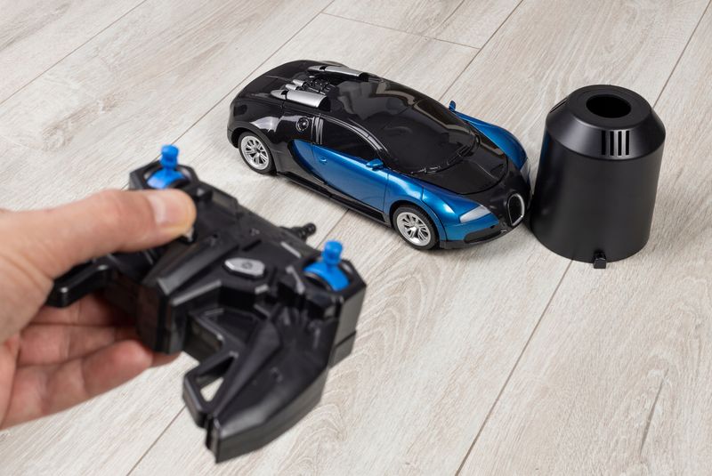 ZABAWKA 2W1 ROBOT + AUTO ”BORDO” zdjęcie 14