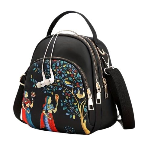 Mały plecak damski 2w1 torebka na ramię czarny plecaczek miejski na Arena.pl