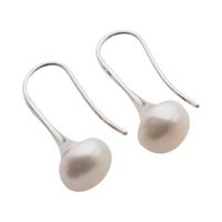 Kolczyki trąbki - białe, okrągłe Perły w srebrze