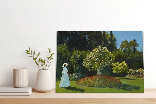 Obraz 70x50cm Lady in the Garden, Monet Vintage do Salonu na Arena.pl